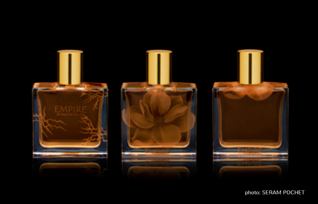 application_direct marketing on perfume bottle